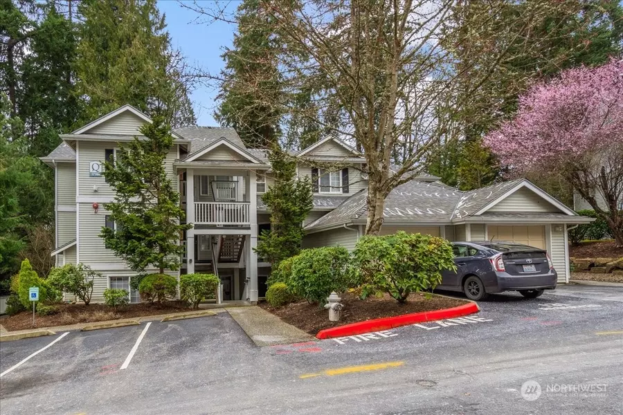 17106 123rd PL NE #Q102, Bothell, WA 98011