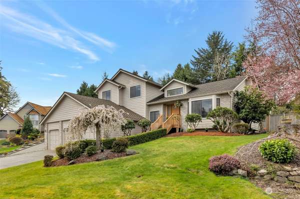 32905 46th CT SW, Federal Way, WA 98023