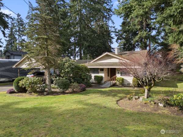 22216 95th PL W, Edmonds, WA 98020