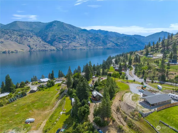 52 Reflection LN, Chelan, WA 98816