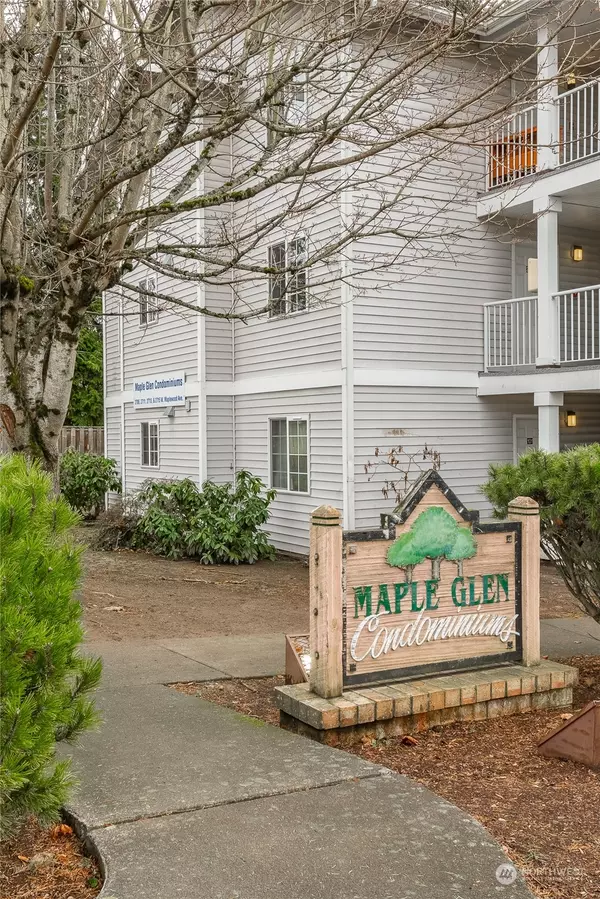 2715 W Maplewood #325, Bellingham, WA 98225