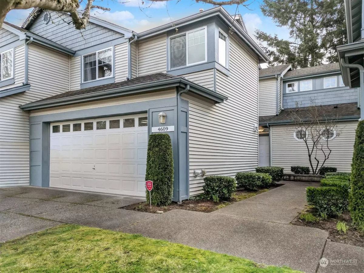 Renton, WA 98059,4609 NE 6th CT