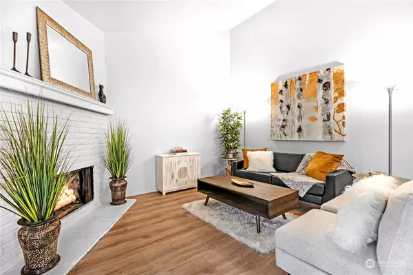 14331 124th AVE NE #C25, Kirkland, WA 98034