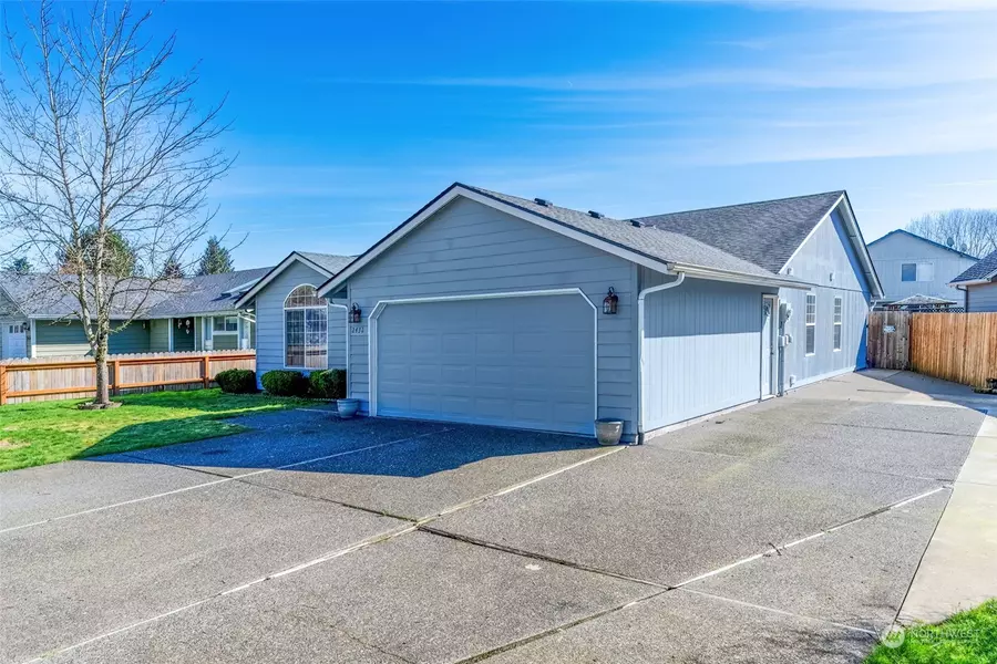 2432 Hickory AVE, Longview, WA 98632