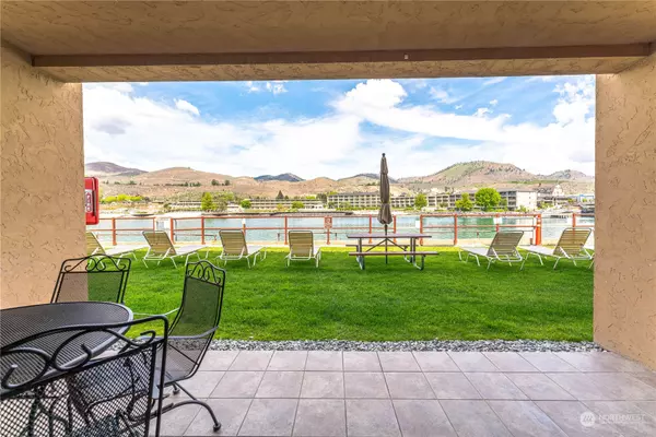Chelan, WA 98816,322 W Woodin AVE #613