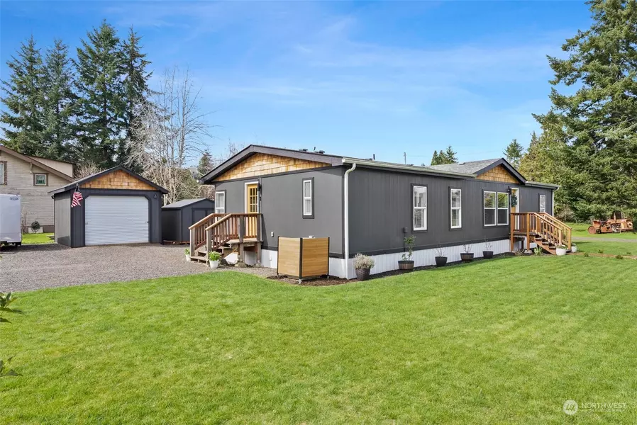 321 3rd ST S, Pe Ell, WA 98572