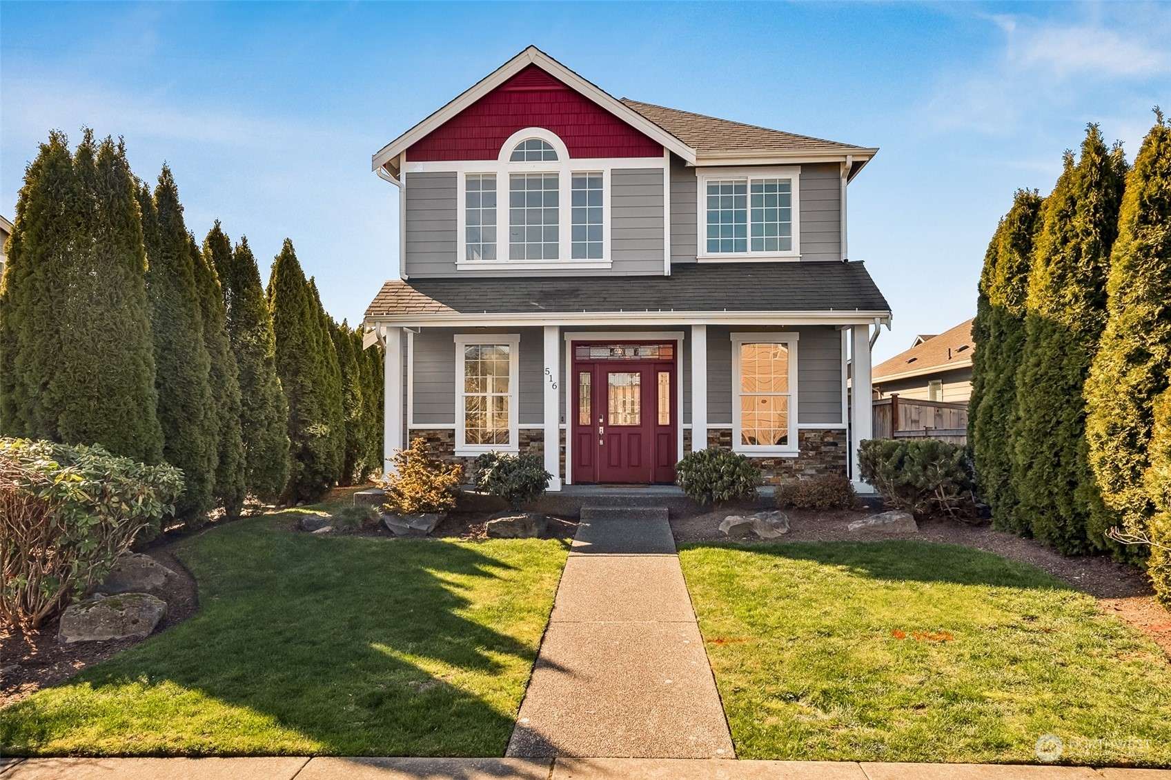 516 Mount Peak ST N, Enumclaw, WA 98022