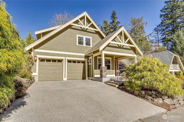 10273 NE Garibaldi LOOP, Bainbridge Island, WA 98110