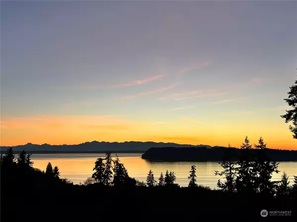 9732 58th PL W, Mukilteo, WA 98275