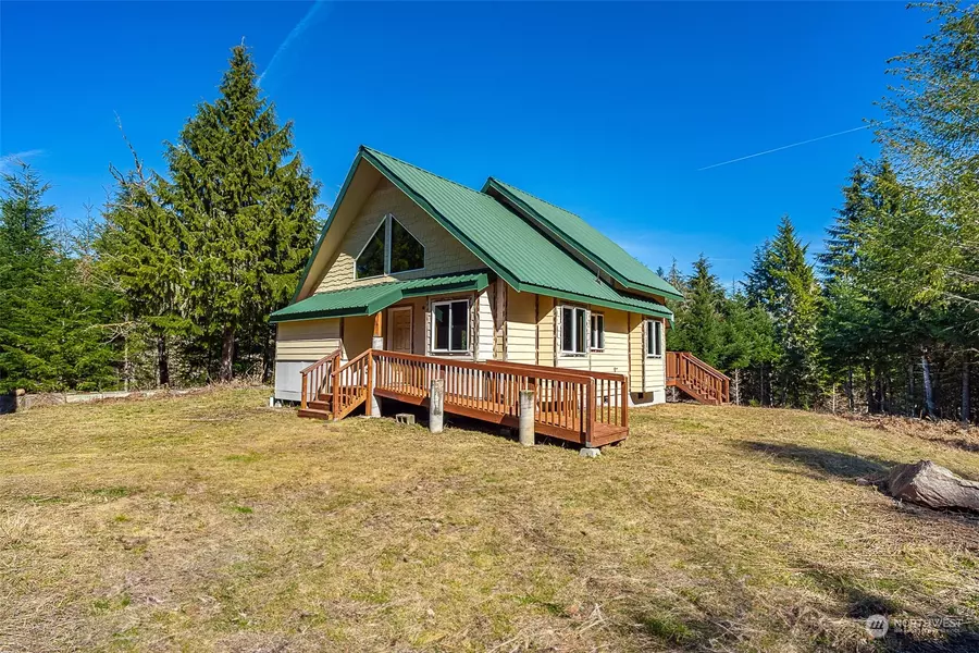 323 Old Barn RD, Randle, WA 98377