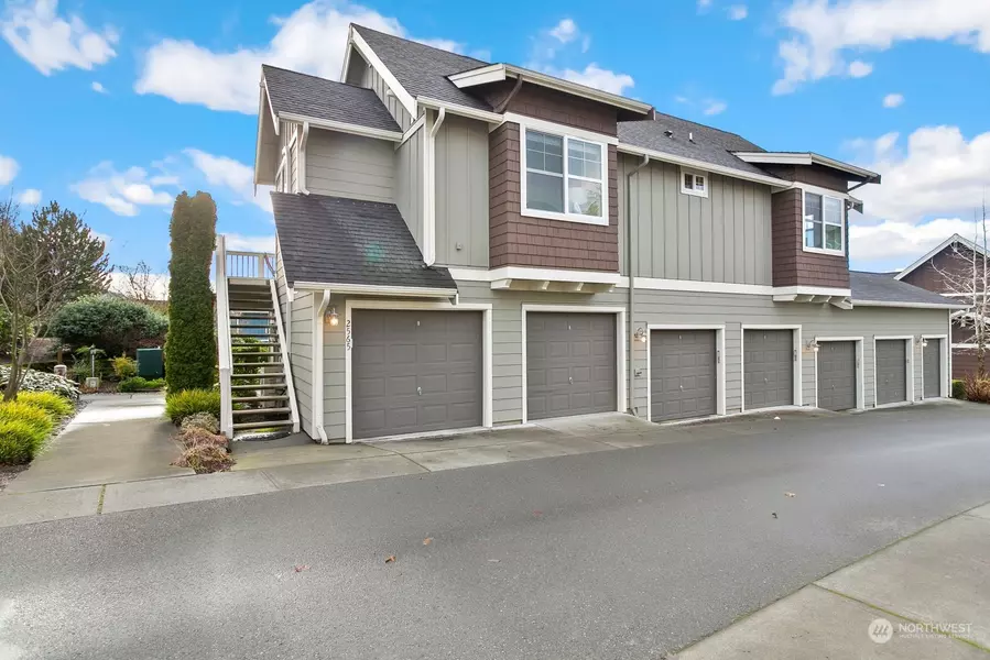 2565 NE Jared CT, Issaquah, WA 98029