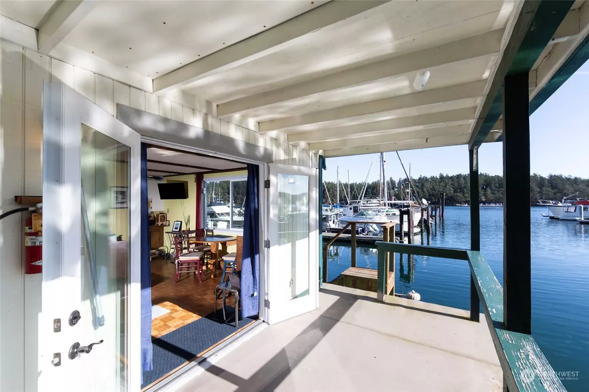 Friday Harbor, WA 98250,620 Warbass WAY #50