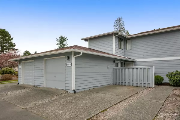 25132 110th PL SE #B, Kent, WA 98030