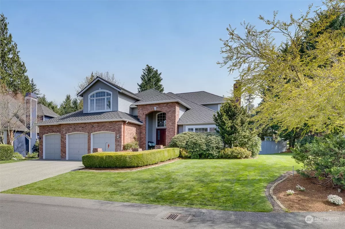 Sammamish, WA 98074,246 209th PL SE