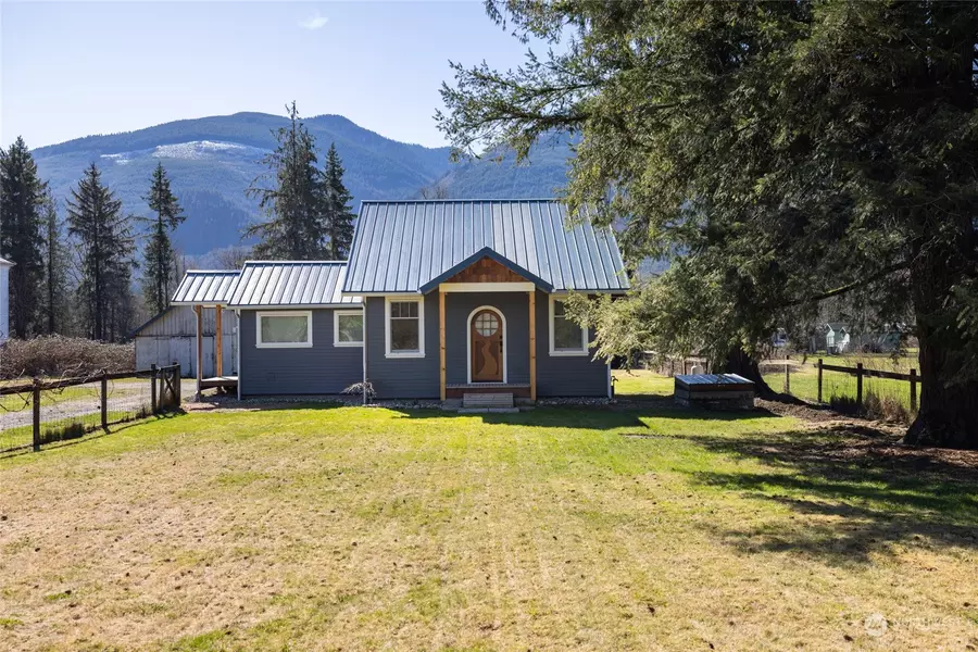 39926 Cape Horn RD, Concrete, WA 98237