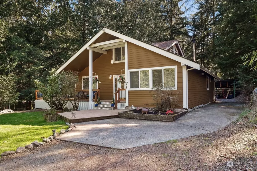 49037 SE Middle Fork RD, North Bend, WA 98045