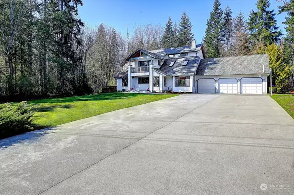 Camano Island, WA 98282,638 Michael WAY