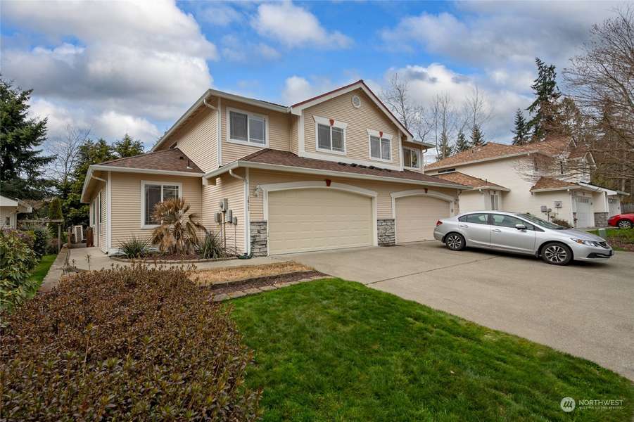 4627 159th ST SW, Lynnwood, WA 98087