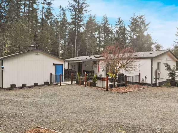 Hoodsport, WA 98548,30 N Cutthroat PL