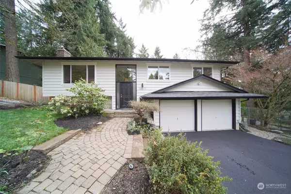 16811 NE 91st ST, Redmond, WA 98052