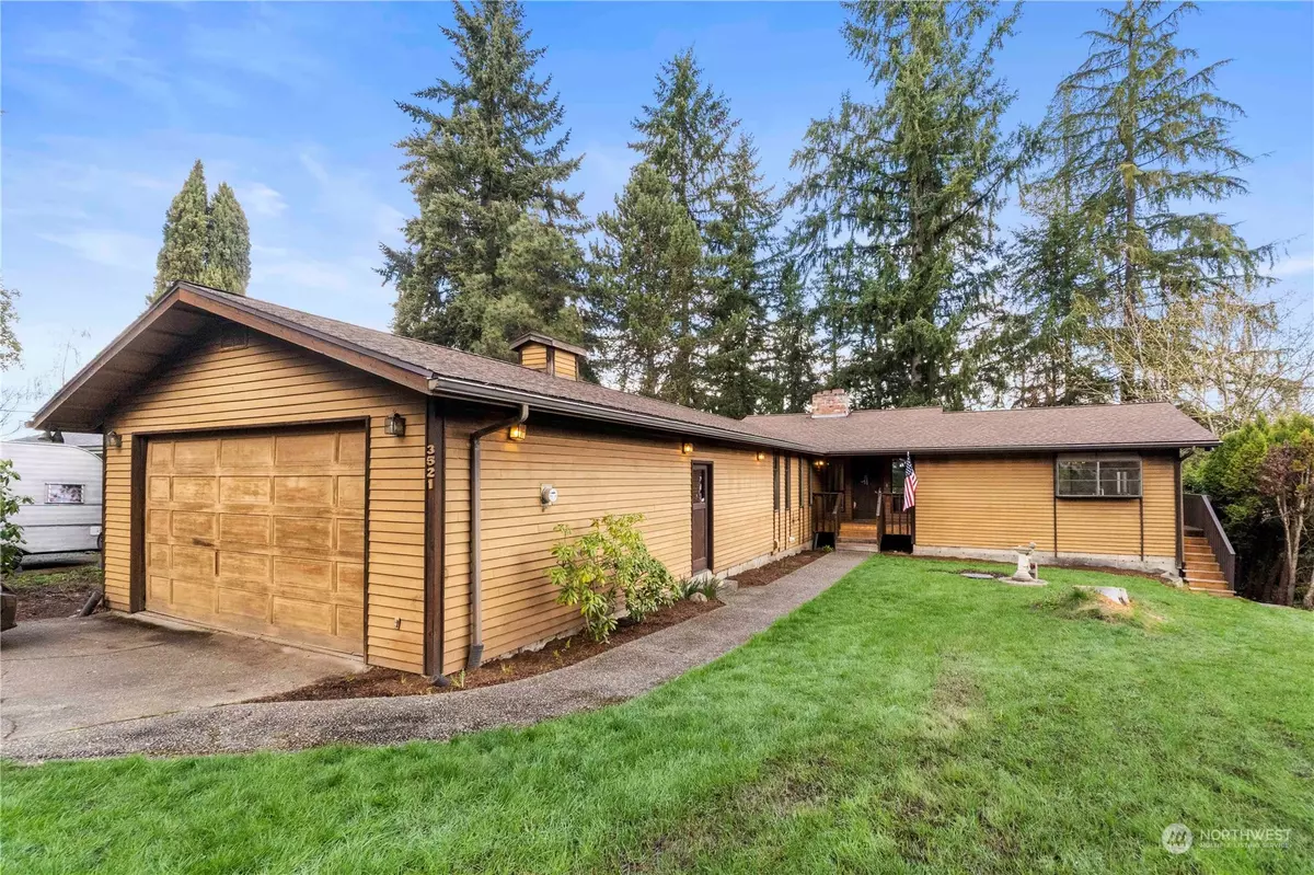 Lake Tapps, WA 98391,3521 Lakeridge DR E