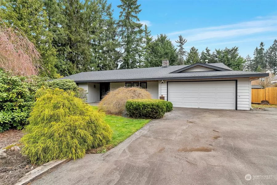 11315 38th DR SE, Everett, WA 98208