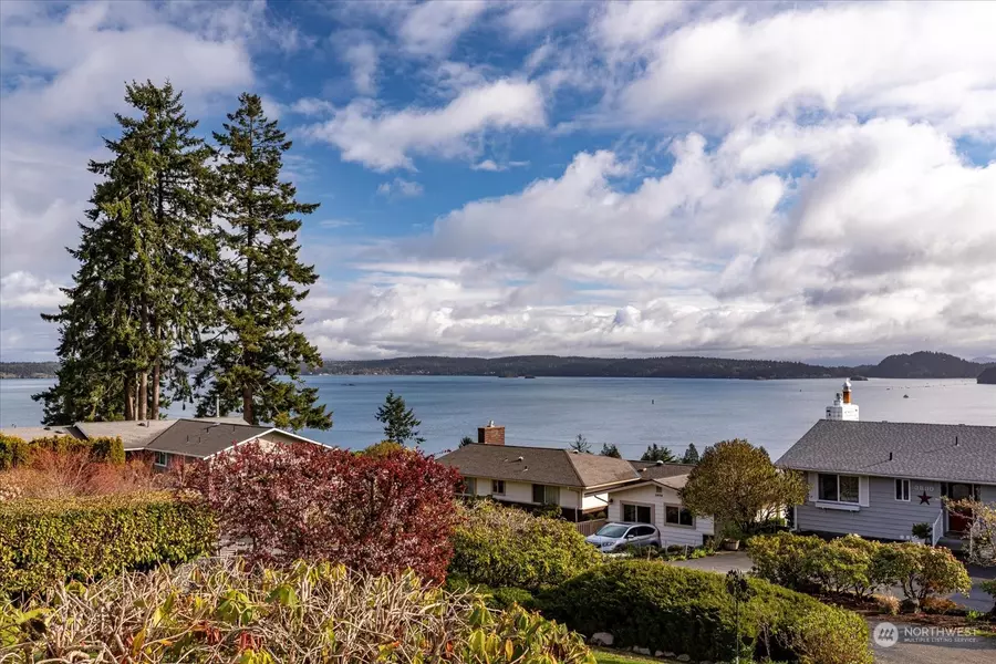 3828 Emory Trail, Oak Harbor, WA 98277