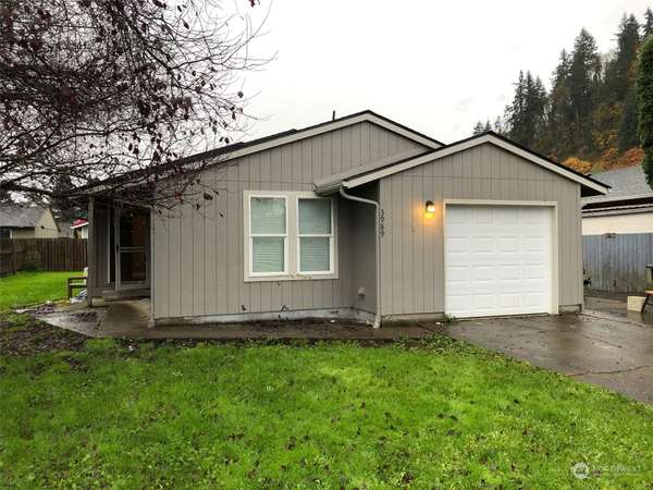 3989 Estate Drive, Longview, WA 98632