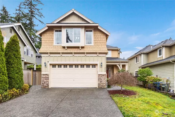 8819 NE 148th PL, Kenmore, WA 98028