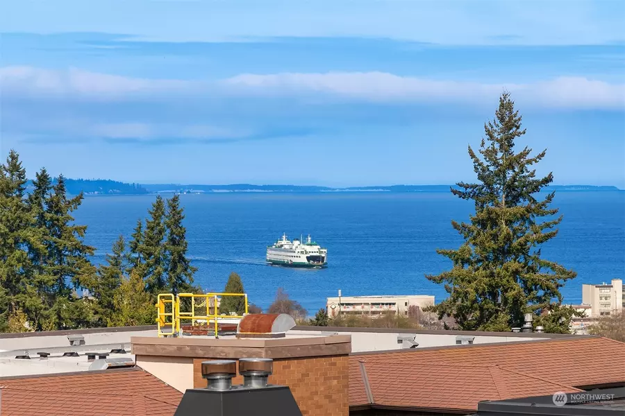 510 Forsyth LN #402, Edmonds, WA 98020