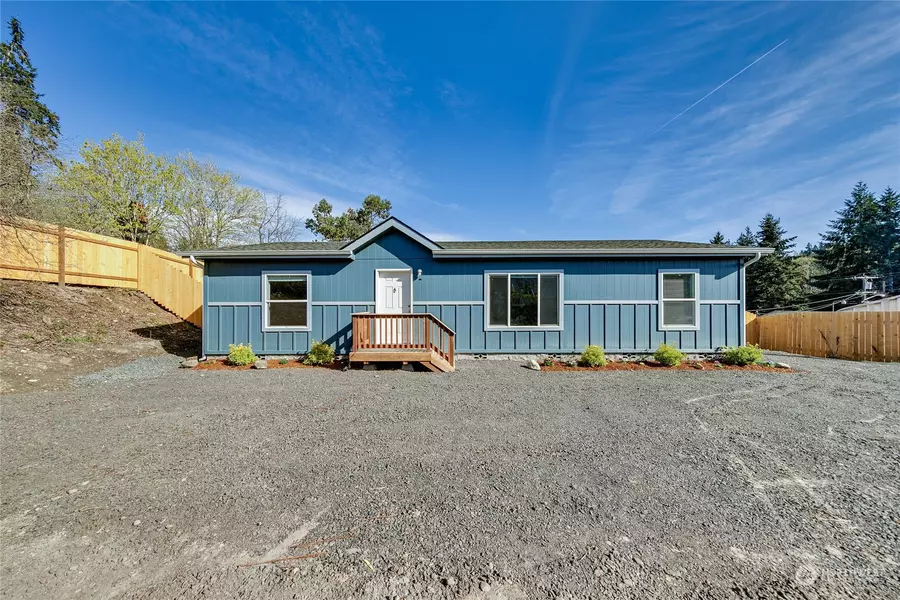 2511 Trenton AVE, Bremerton, WA 98310