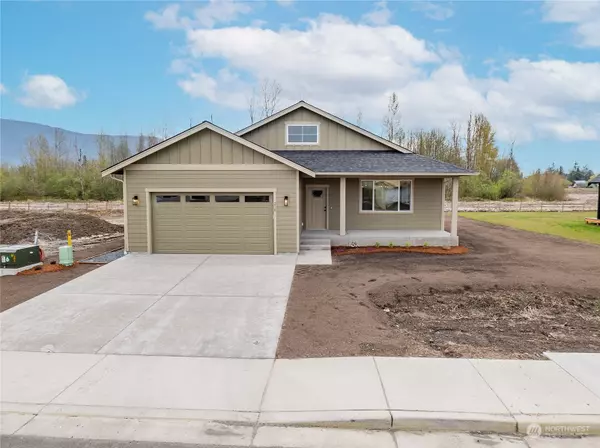 210 Daybreak LN, Nooksack, WA 98276