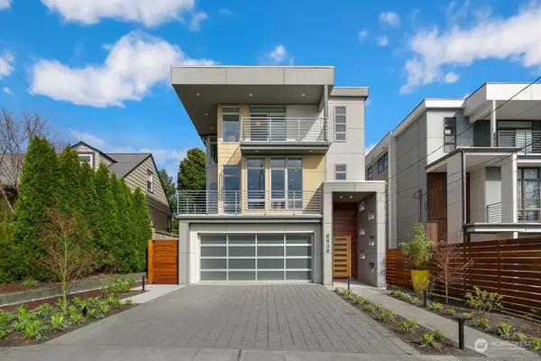 2832 NW 65th ST, Seattle, WA 98117