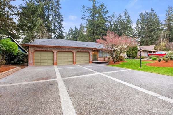 8901 164th ST E, Puyallup, WA 98375