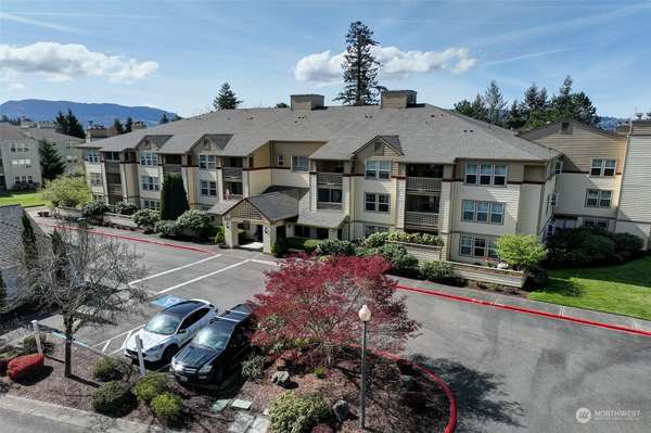 4081 224th LN SE #201, Issaquah, WA 98029