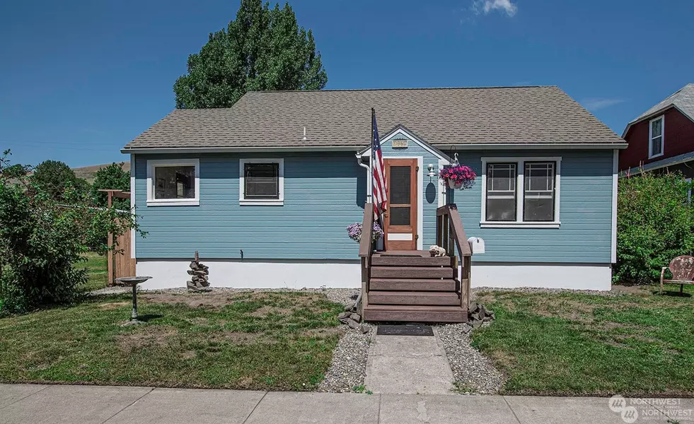 206 W Dayton AVE, Dayton, WA 99328