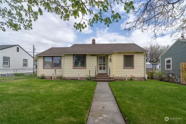 335 Ave SW 7th, Ephrata, WA 98823