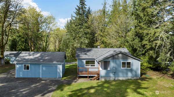 121 Sunnyhill RD W, Bremerton, WA 98312