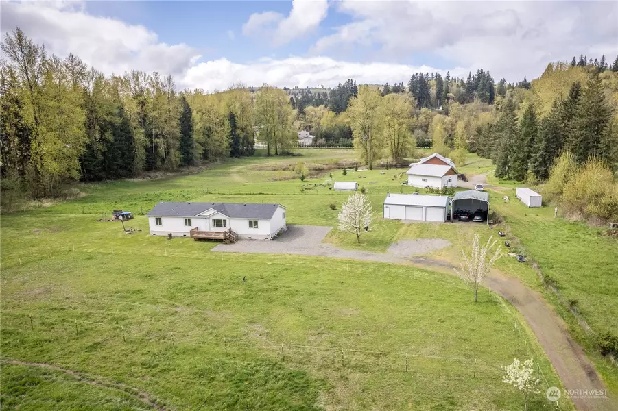 245 Sakari LN, Kelso, WA 98626