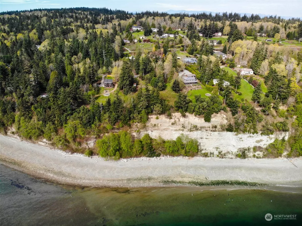 Camano Island, WA 98282,2130 Gull WAY