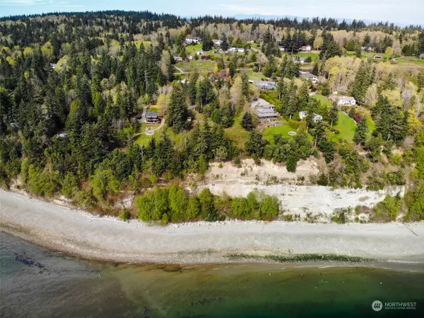 2130 Gull WAY,  Camano Island,  WA 98282