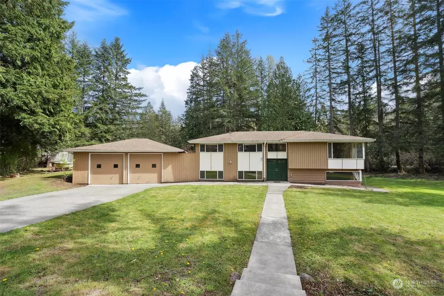 3042 245th AVE SE, Sammamish, WA 98075