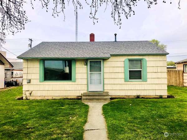 115 E Juniper ST, Othello, WA 99344