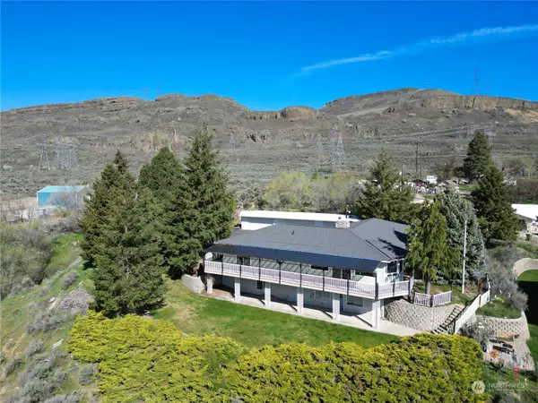 227 D ST, Grand Coulee, WA 99133