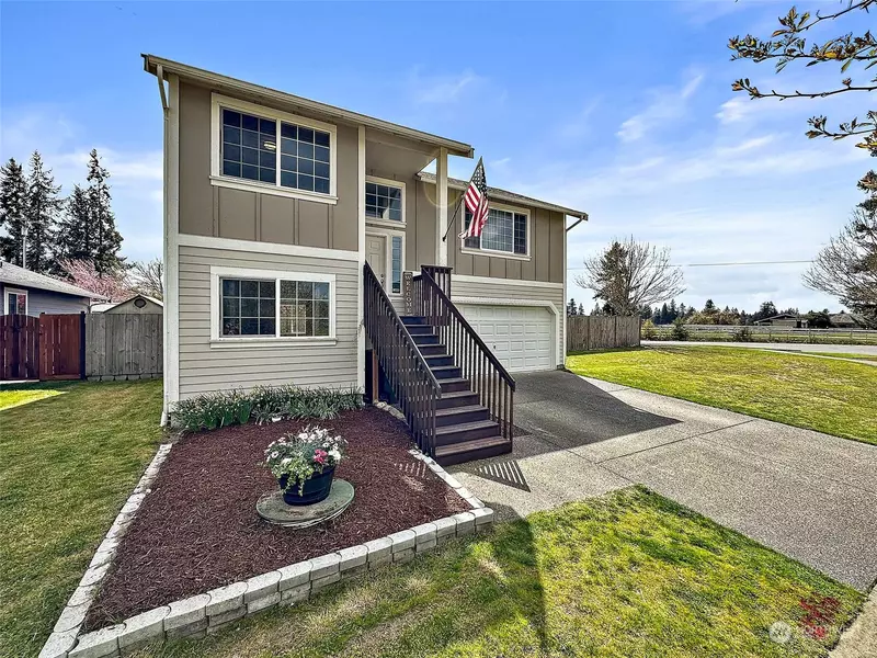 9015 Thea Rose DR SE, Yelm, WA 98597