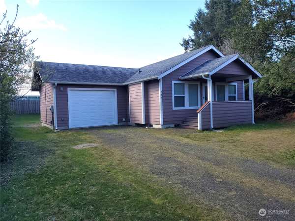 489 Inlet AVE NE, Ocean Shores, WA 98569