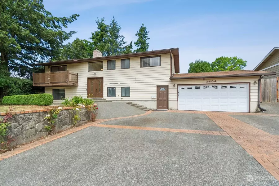 2454 SW 307th ST, Federal Way, WA 98023