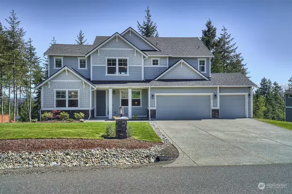 5540 NW Muddy Paws CT, Bremerton, WA 98312