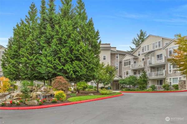 5600 Harbour Pointe Blvd #2-302, Mukilteo, WA 98275