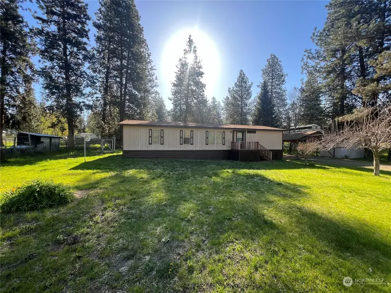 52 Pinecrest Rd, Tonasket, WA 98855